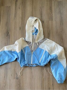 Zara Light Blue and Cream Colorblock Hooded Windbreaker Jacket never worn